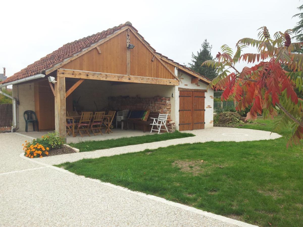 Gite De Sologne "Les Galoches" Dhuizon Екстериор снимка